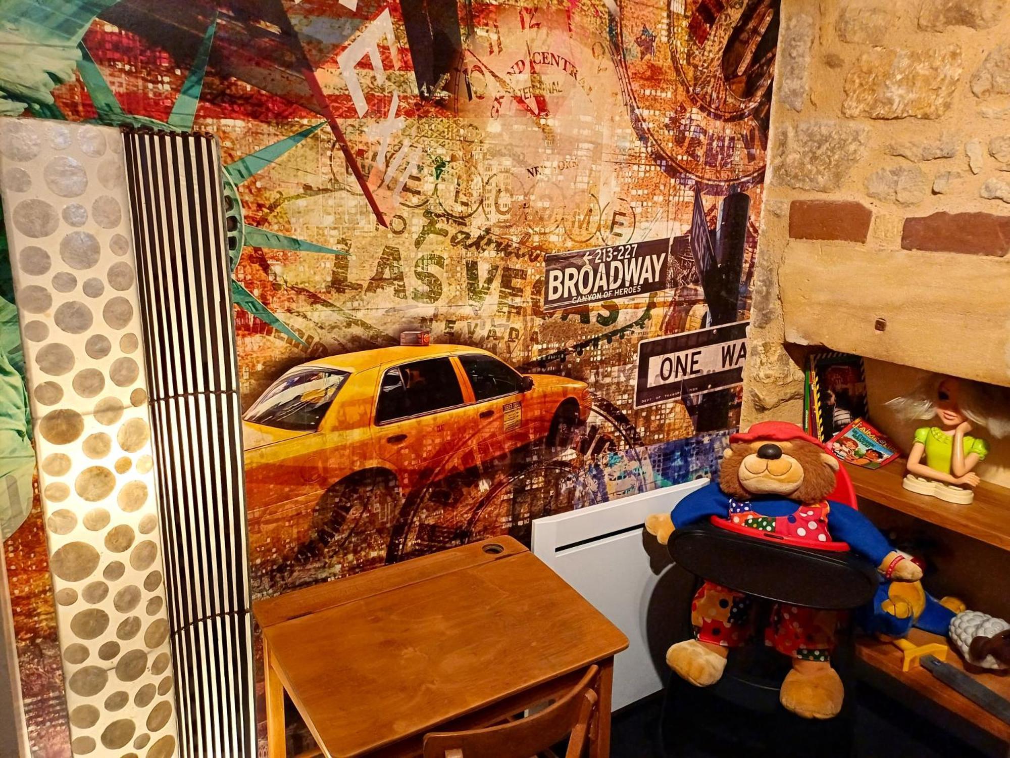 Au Pied Du Chateau - 5 A 11 Personnes - Baignade-Canoe-Piste Cyclable A 100 M Castelnaud La Chapelle Εξωτερικό φωτογραφία