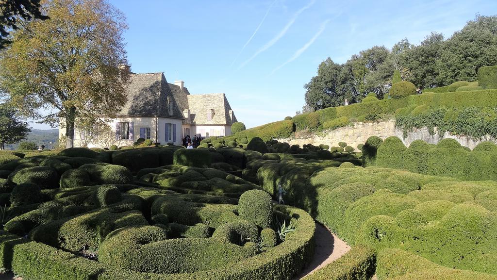 Au Pied Du Chateau - 5 A 11 Personnes - Baignade-Canoe-Piste Cyclable A 100 M Castelnaud La Chapelle Εξωτερικό φωτογραφία
