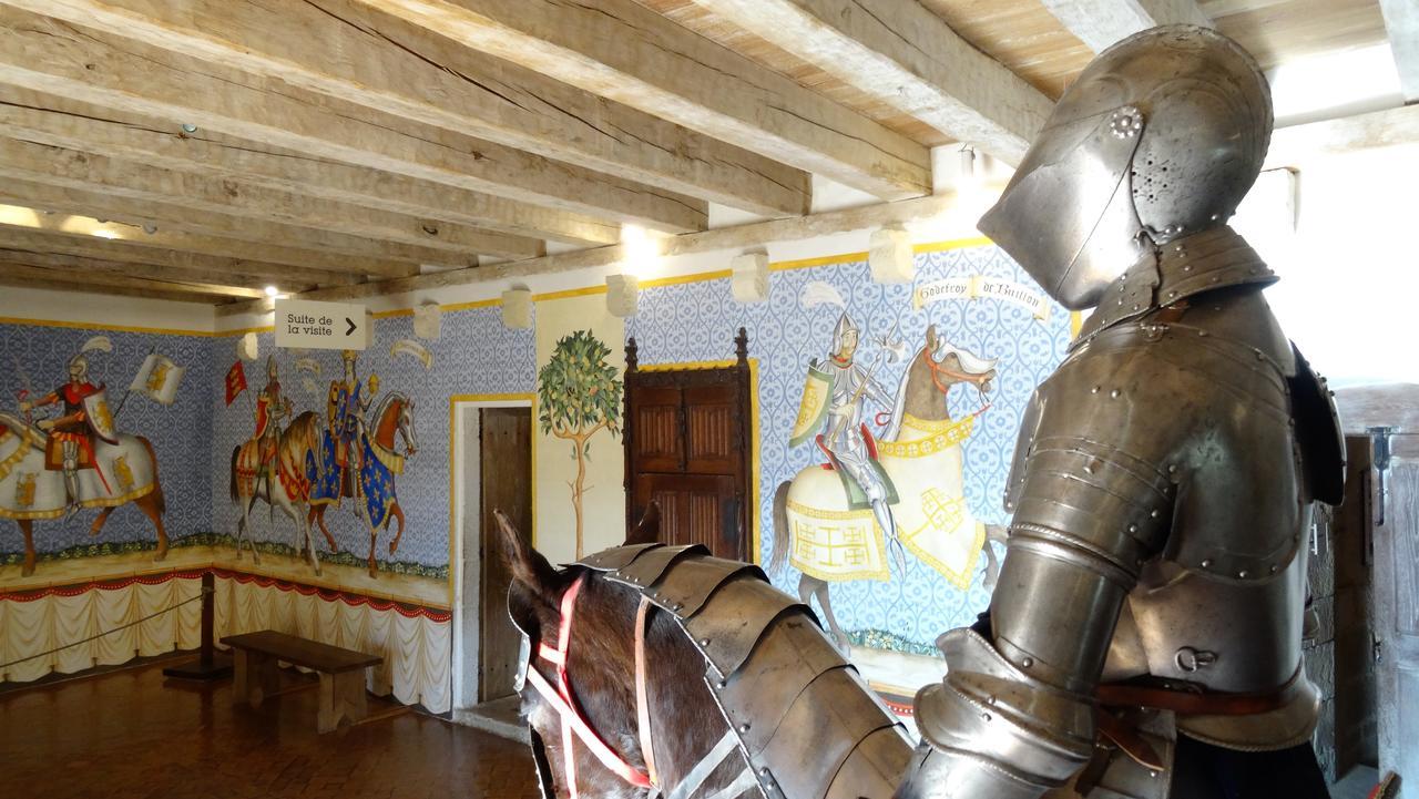 Au Pied Du Chateau - 5 A 11 Personnes - Baignade-Canoe-Piste Cyclable A 100 M Castelnaud La Chapelle Εξωτερικό φωτογραφία